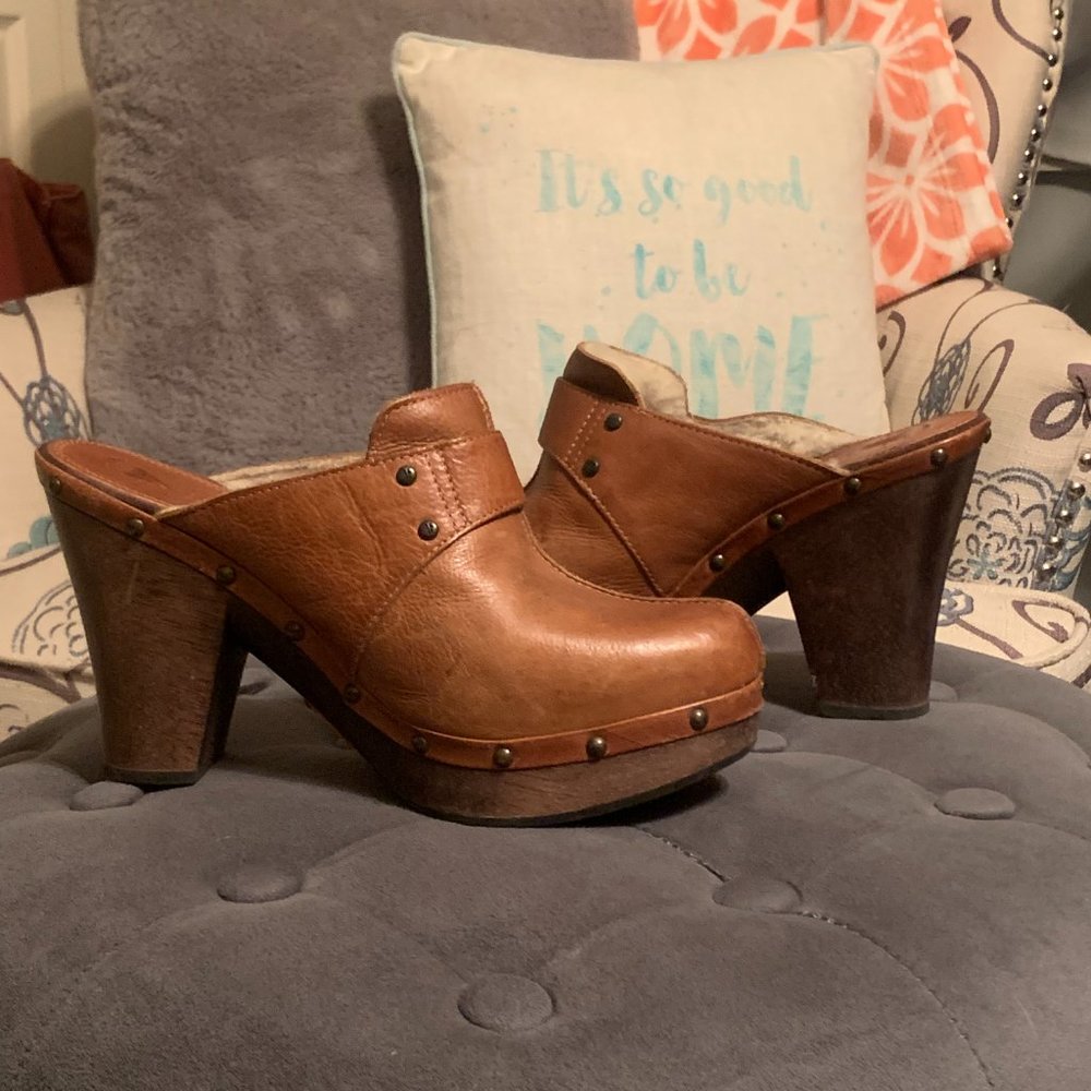 Frye Furry Platform Clogs - Picture 2 of 6